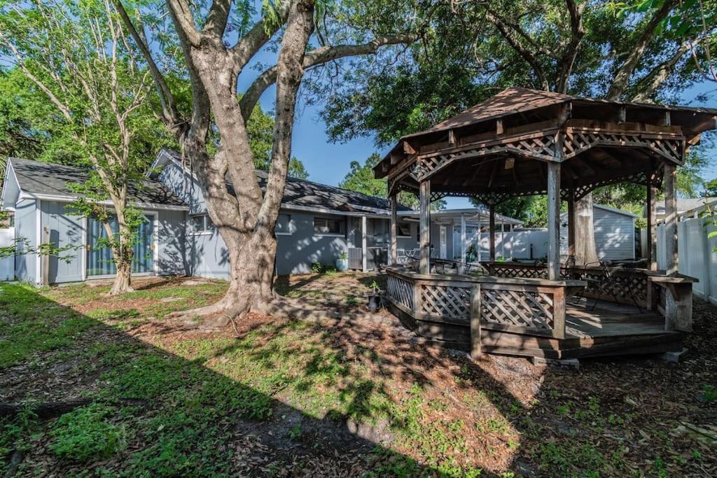 Holiday home Town 'n' Country Cozy Corner, Your Florida Fun Hub